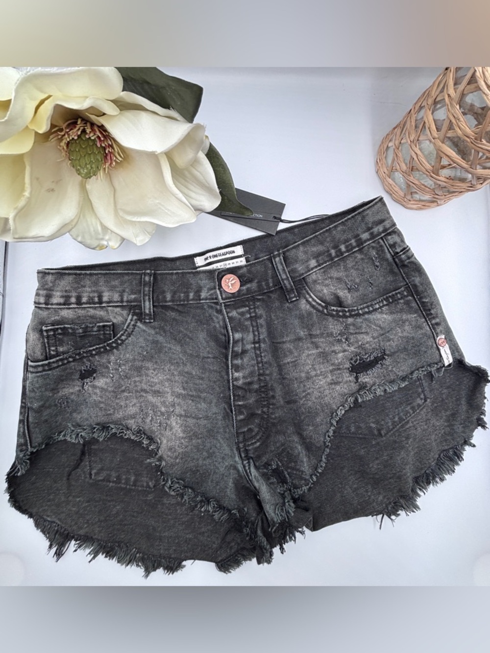 One Teaspoon rollers Black Frayed Hem Denim Shorts - Picture 5 of 12